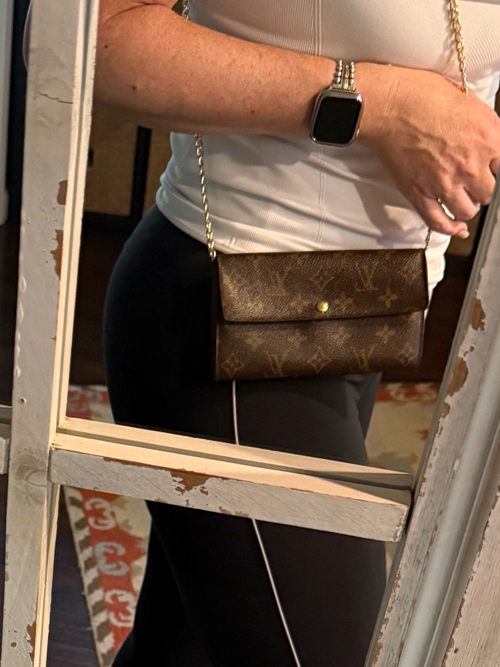 Gold Chain Attachment - Picture 3 of 3
